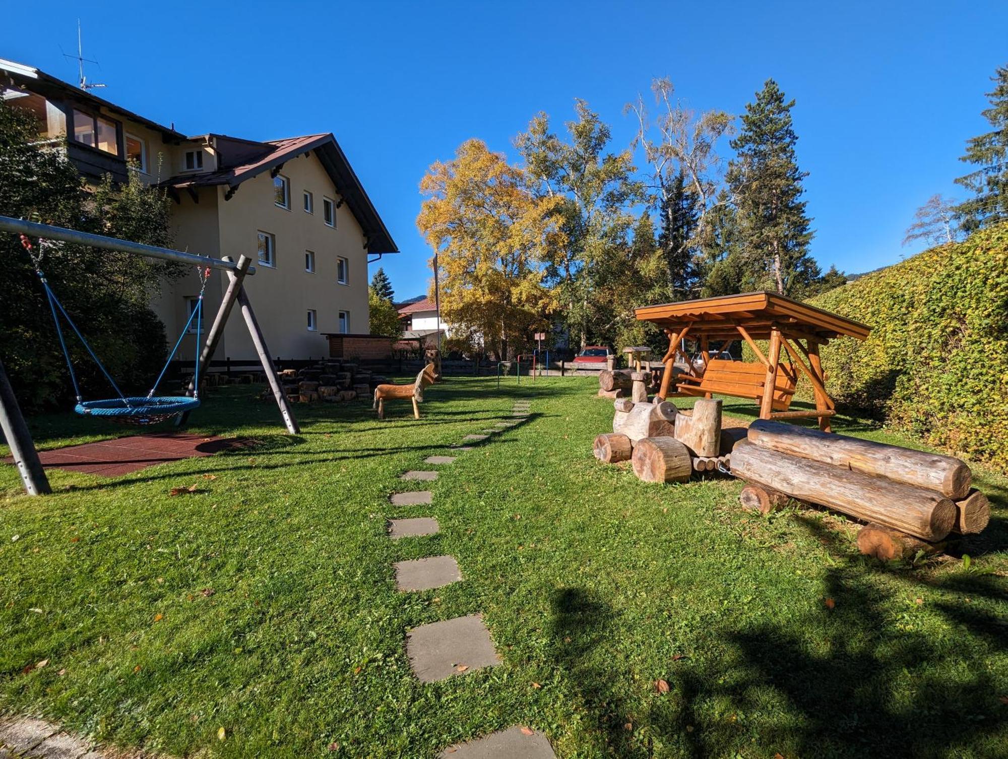 Auszeit A5 Montana Haus Appartement Oberstdorf Buitenkant foto